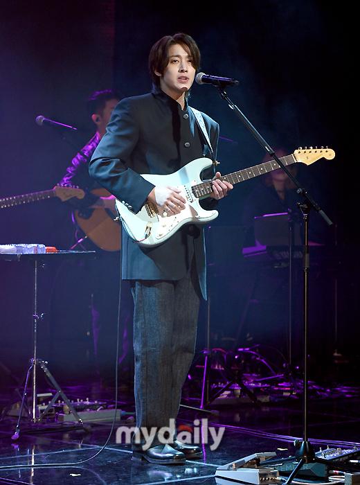 Kim Hyun Joong tổ chức fan meeting đầu tiên sau 12 năm gặp scandal-4