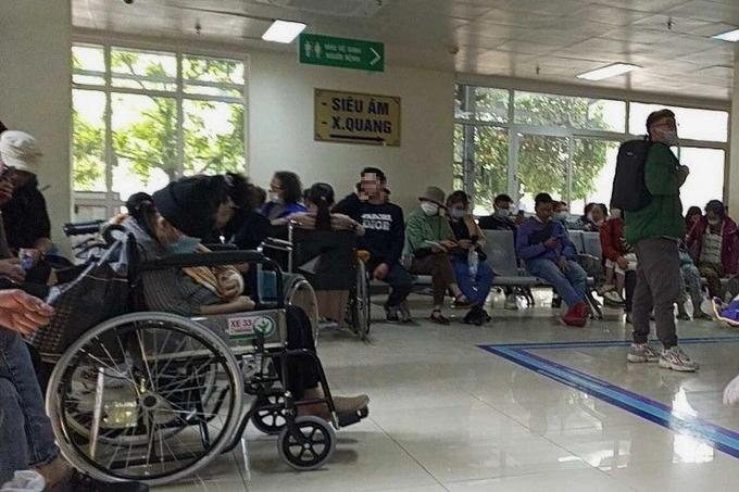 Mổ chạy trước ngày bệnh viện tuyến cuối hạn chế mổ phiên-1