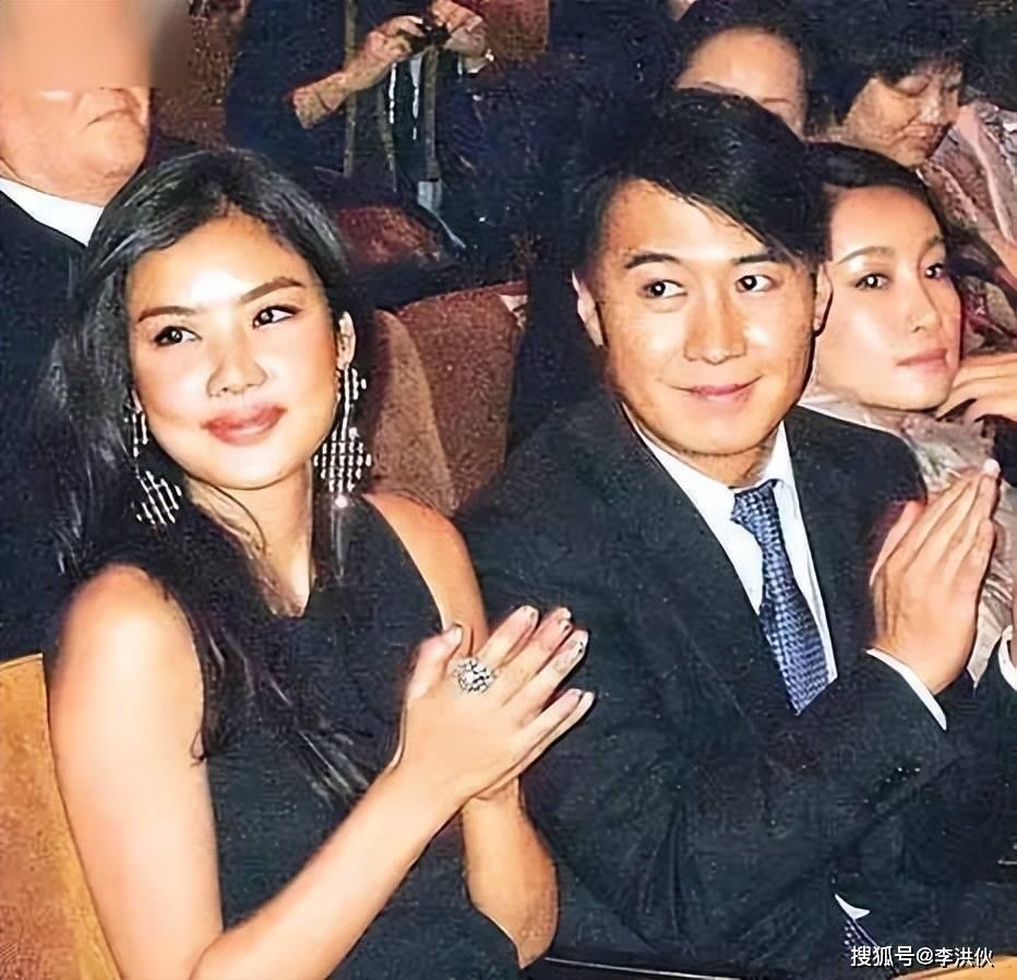 Lạc Cơ Nhi vướng tin đồn ly hôn lần hai-3