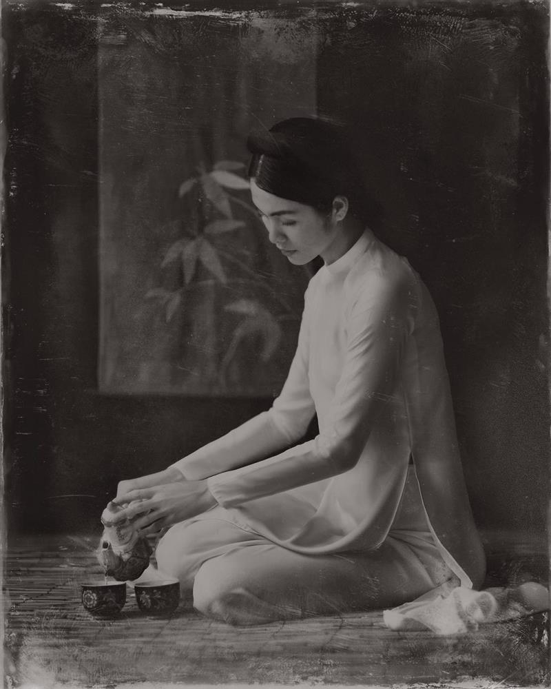 Hà Tăng mặc áo dài trắng đẹp như mỹ nữ an tĩnh trong tranh-2