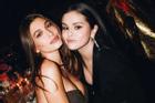 Ồn ào giữa Selena Gomez và Hailey Bieber - Kylie Jenner chưa hạ nhiệt
