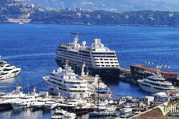 Bất ngờ trước quốc gia của những triệu phú đông khách du lịch nhất châu Âu-2