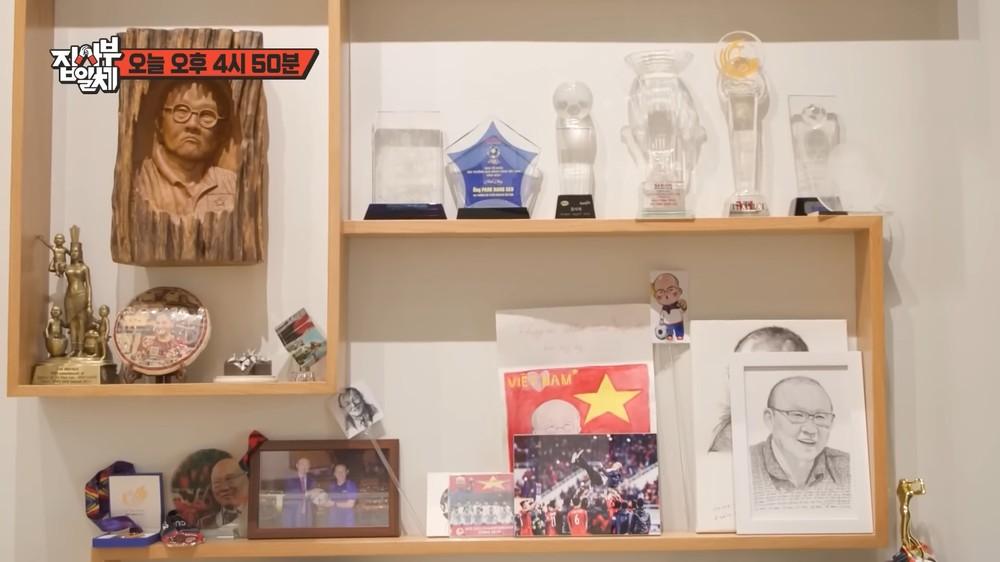 Bên trong căn penthouse của HLV Park Hang Seo tại Việt Nam-3