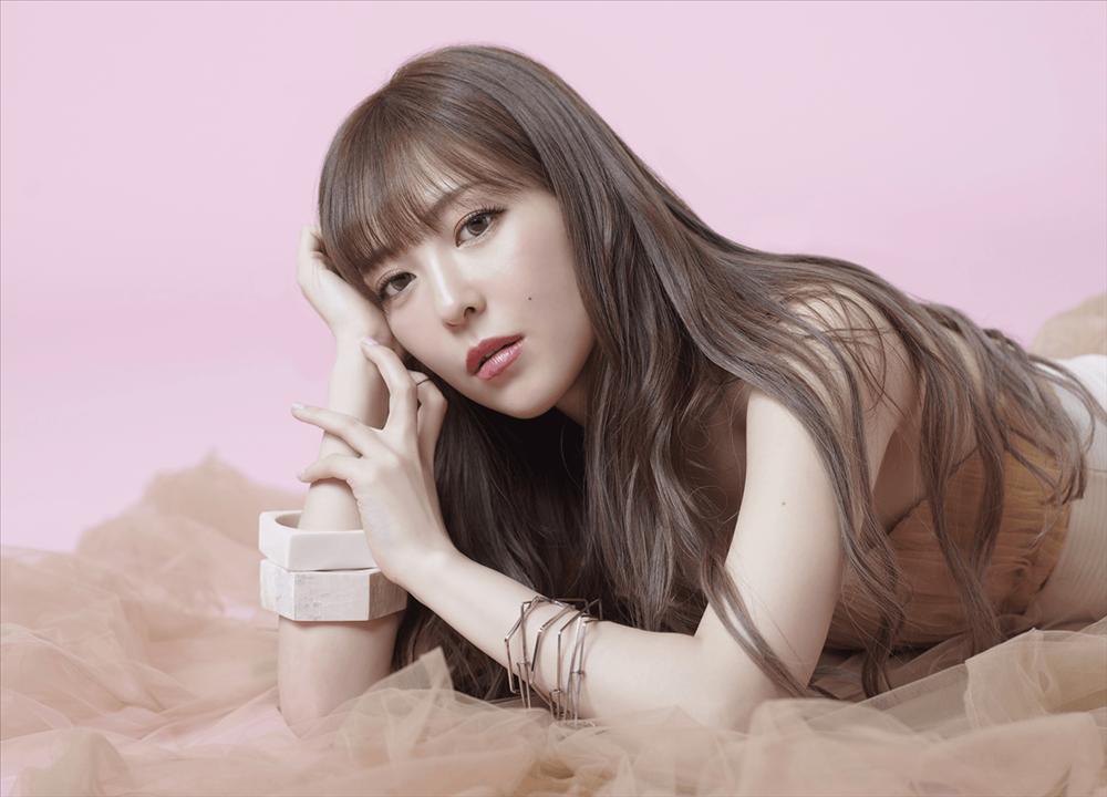 Nữ ca sĩ qua đời ở tuổi 35, nghi vấn do di chứng tai nạn ngã sân khấu-2