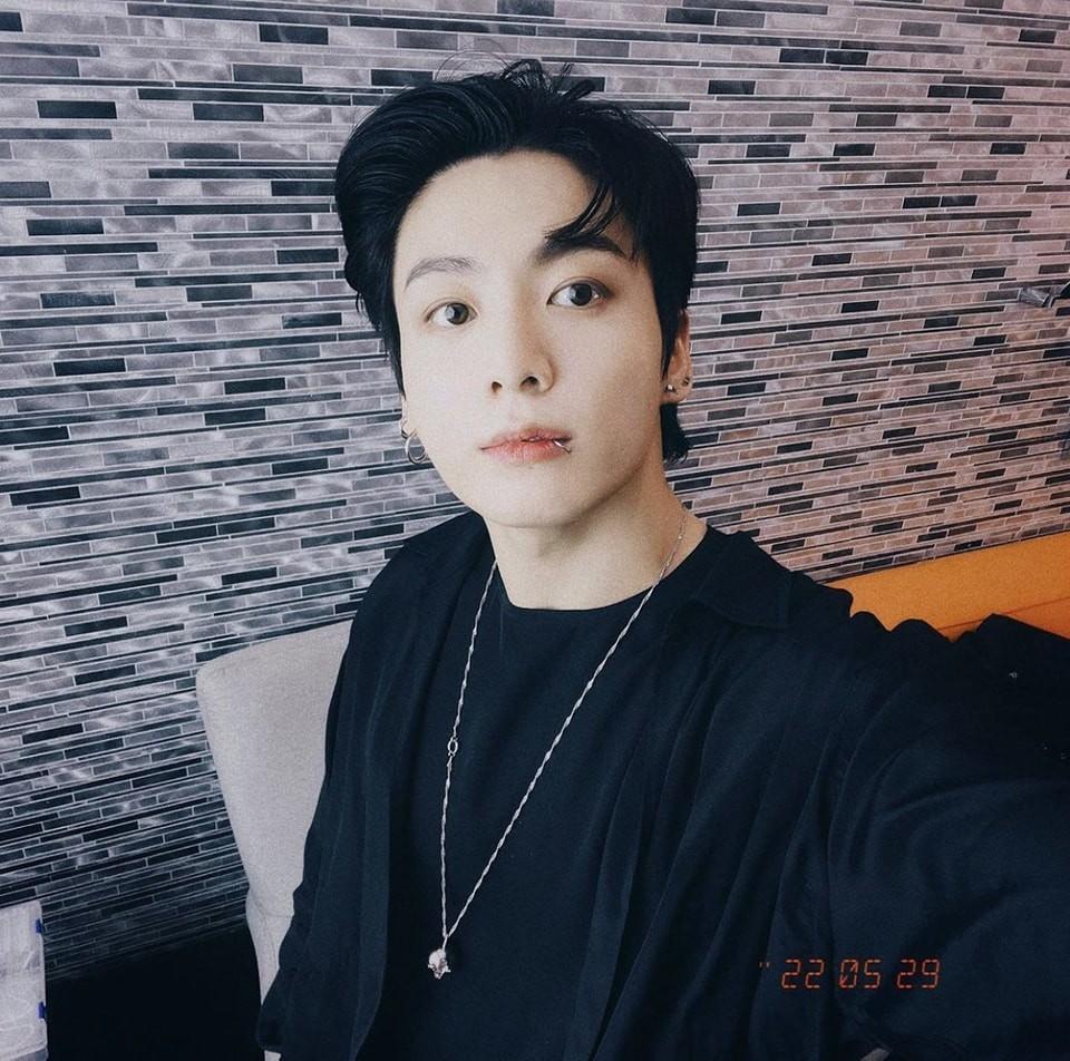 Lý do Jungkook (BTS) xóa tài khoản Instagram 52 triệu người theo dõi-1