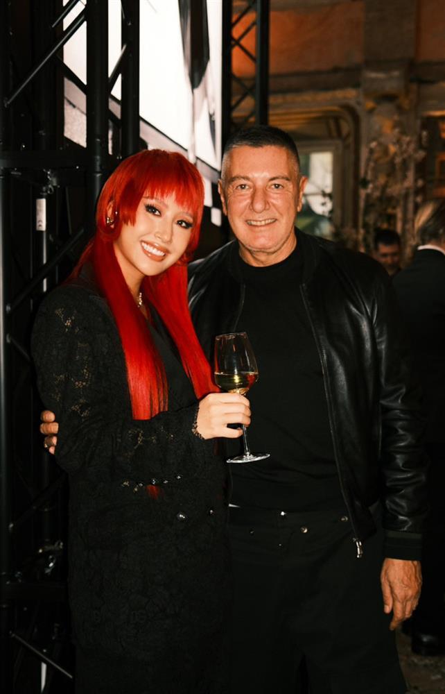 Quỳnh Anh Shyn lập kỷ lục tại Milan Fashion Week-6