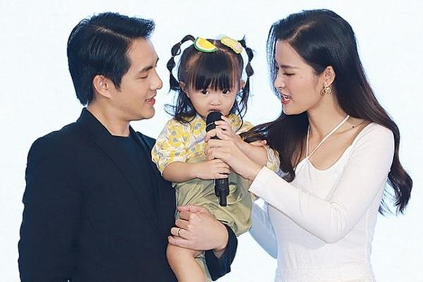 Đông Nhi vùng vẫy-3