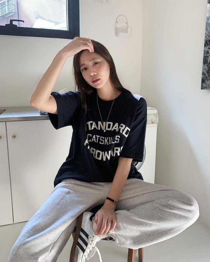 5 mẫu áo tôn da trắng hồng, ai mặc cũng đẹp-2