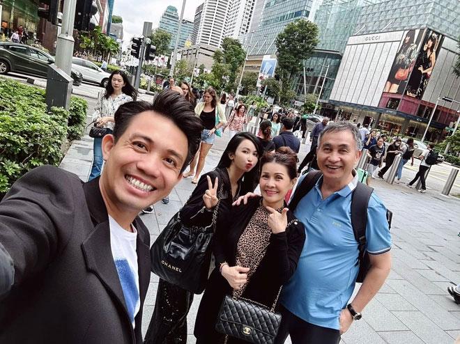 Bố mẹ Minh Nhựa hơn 40 năm chung sống hạnh phúc-2