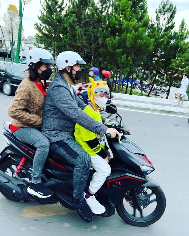 Bố mẹ Minh Nhựa hơn 40 năm chung sống hạnh phúc-4