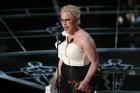 Sao nữ bị chỉ trích vì dám đòi lương tại Oscar