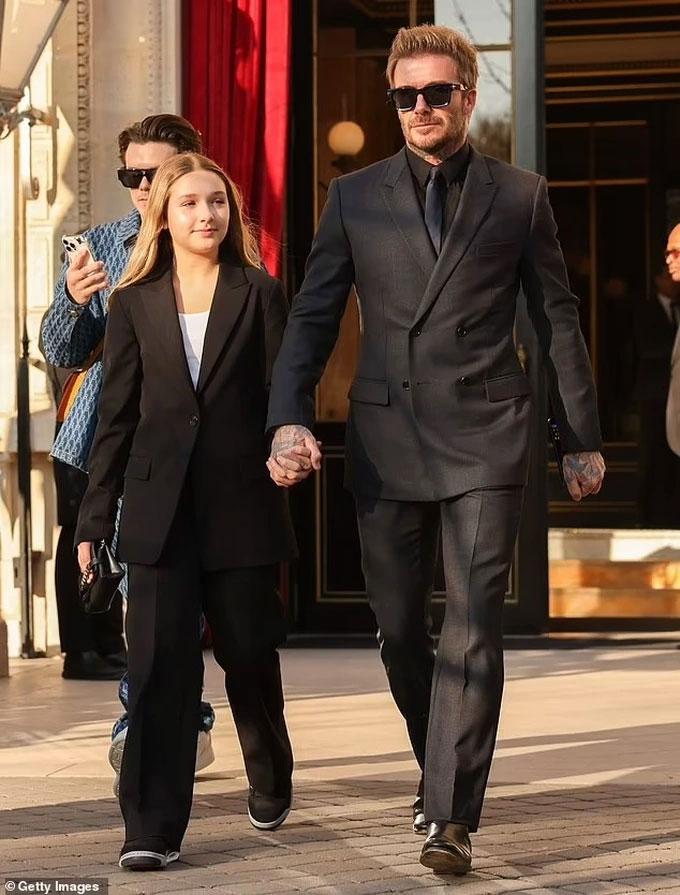 Bất ngờ với diện mạo người lớn của cô út nhà Beckham-2