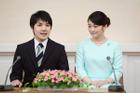 Chồng cựu công chúa Nhật chính thức trở thành luật sư