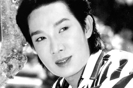 Cuối đời nghệ sĩ Vũ Linh: Từ chối phẫu thuật để giữ giọng hát