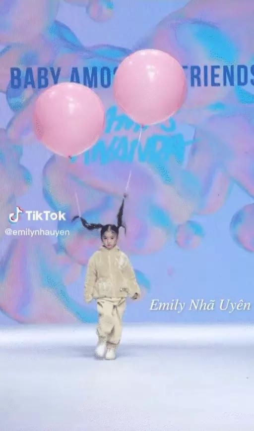 Style cá tính của 2 mẫu nhí nổi tiếng: Bé Happi và Nhã Uyên-5