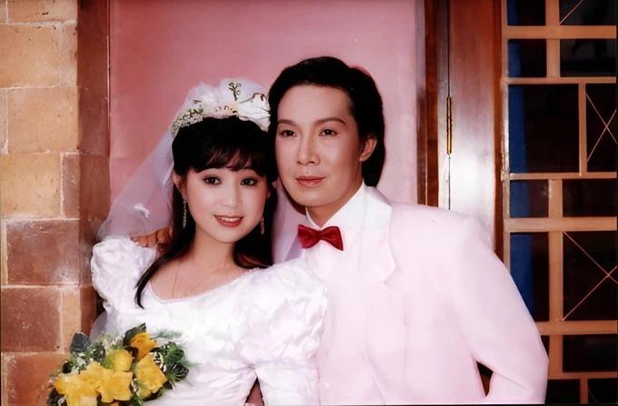 Thoại Mỹ hé lộ loạt ảnh thời hoàng kim của ông hoàng cải lương Vũ Linh-4