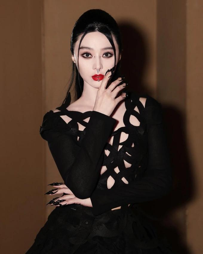 Phạm Băng Băng tắc kè hoa chiếm sóng truyền thông quốc tế-5