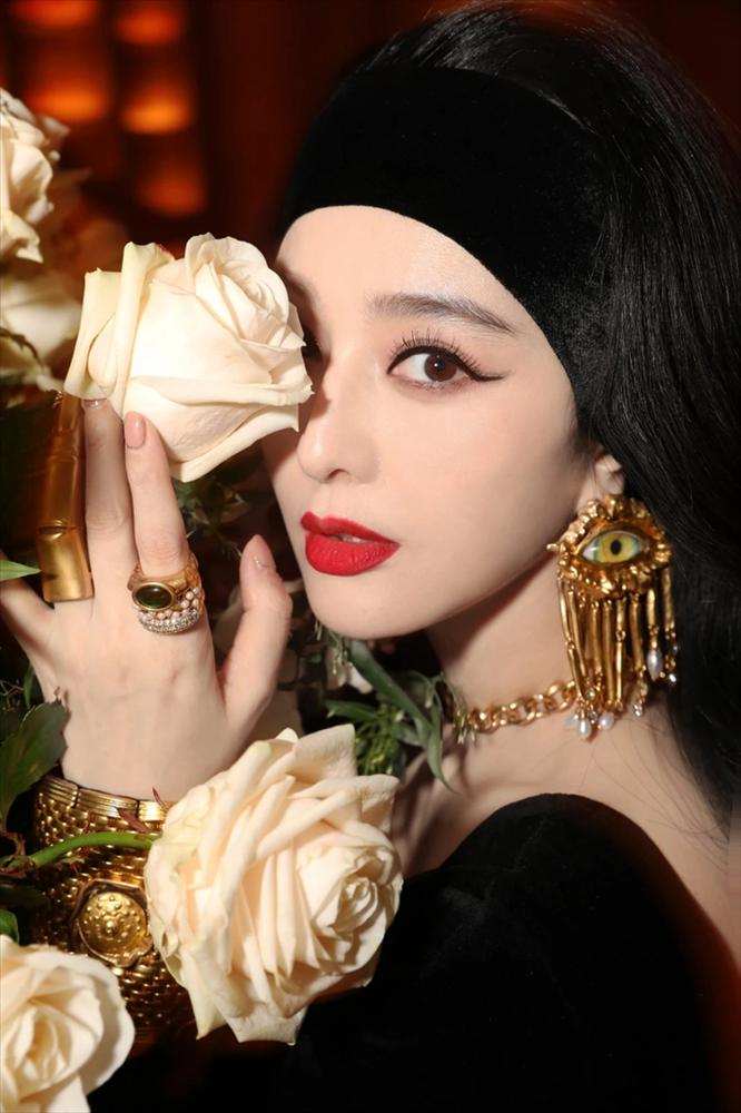 Phạm Băng Băng tắc kè hoa chiếm sóng truyền thông quốc tế-10