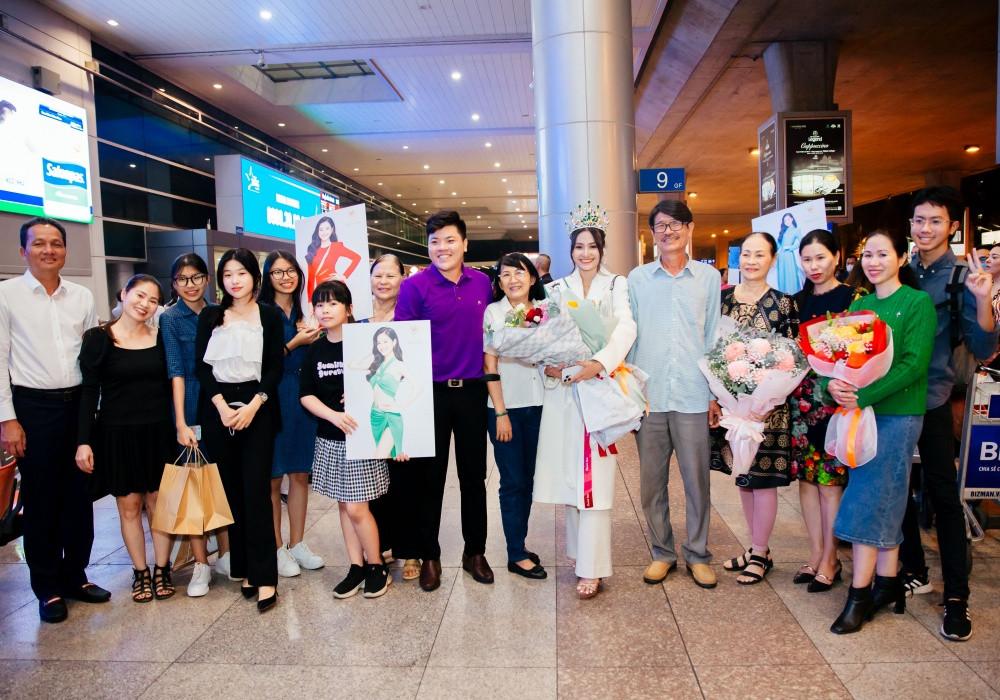 Hoa hậu Môi trường Thế giới Thanh Hà rạng rỡ về nước-5