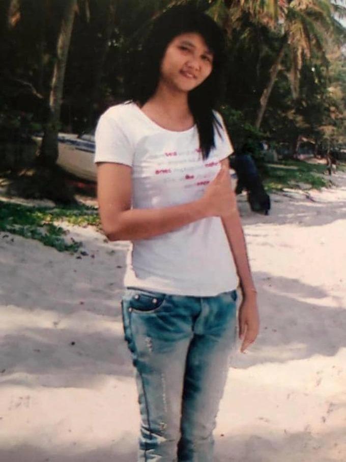 HHen Niê thời 62kg: mắt híp, giảm cân đến không có sức làm rẫy-1