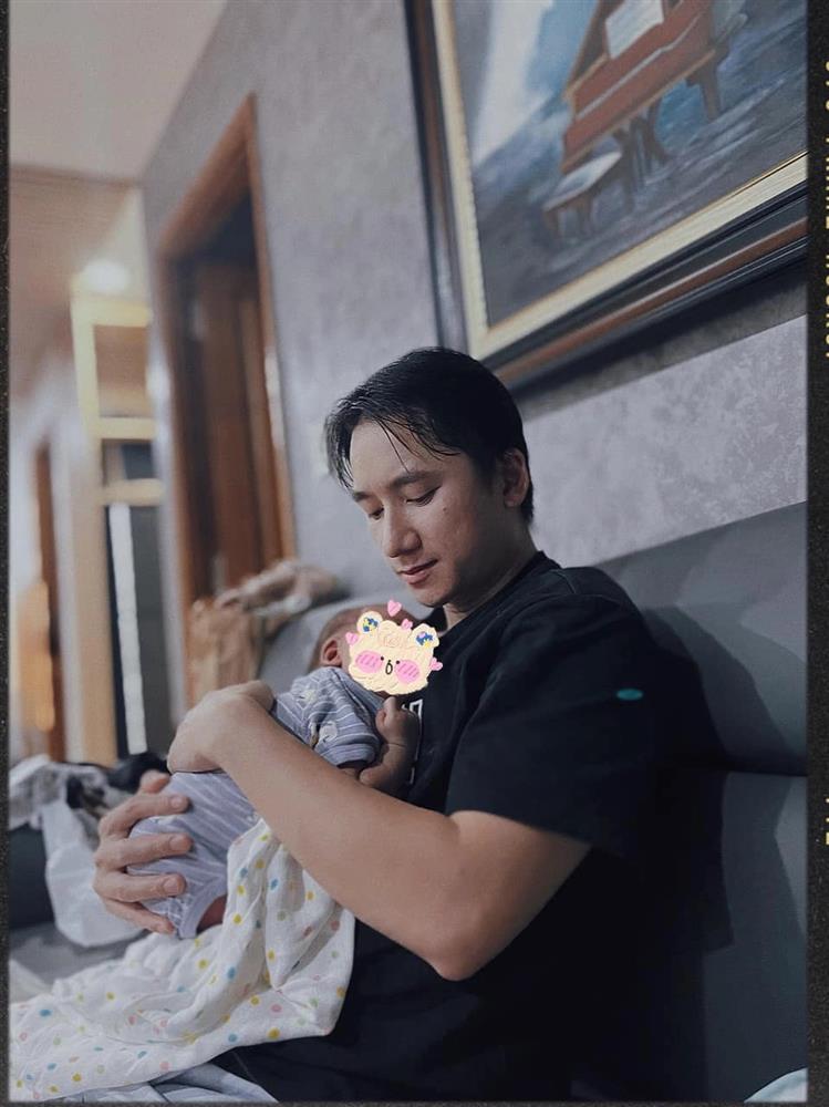 Cuộc sống nhà Phan Mạnh Quỳnh: Vợ giảm 14kg, chồng chuẩn bố bỉm-3