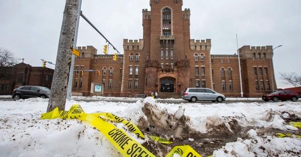 Ít nhất 2 người chết, hàng chục người bị thương do giẫm đạp tại đêm nhạc của nữ rapper nổi tiếng-1