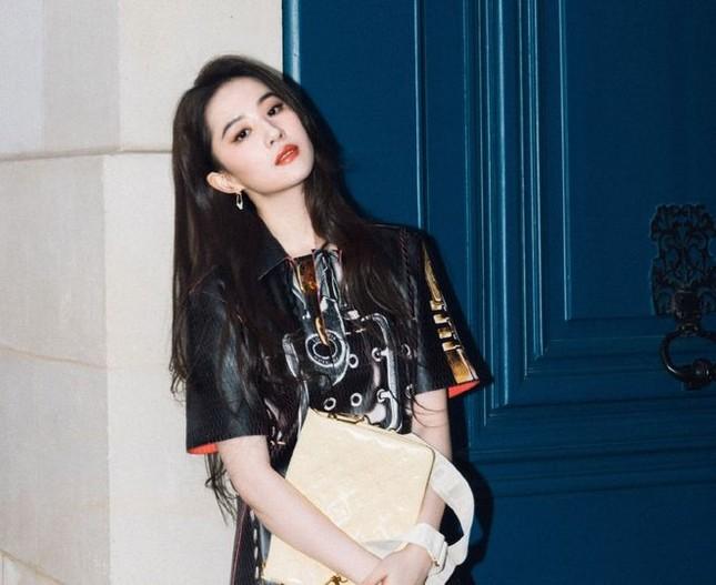 Thần tiên tỷ tỷ Lưu Diệc Phi đọ sắc nữ hoàng tuyết Cốc Ái Lăng-3