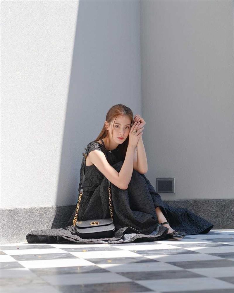 Thùy Tiên đụng hàng Jisoo BLACKPINK, Baifern Pimchanok-6