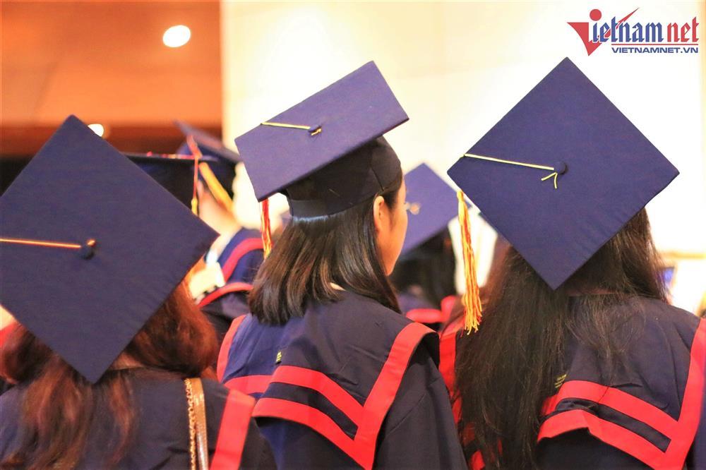 Bộ GD-ĐT bác đề xuất nghệ sĩ nhân dân tương đương tiến sĩ-1