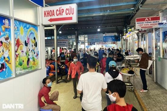 Thêm bệnh viện có cha mẹ 'tìm con cấp cứu', bác sĩ cũng bị gọi lừa