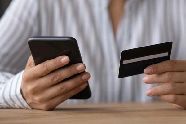 ‘Nữ quái’ khiến cả luật sư, ca sĩ nổi tiếng sập bẫy lừa-2