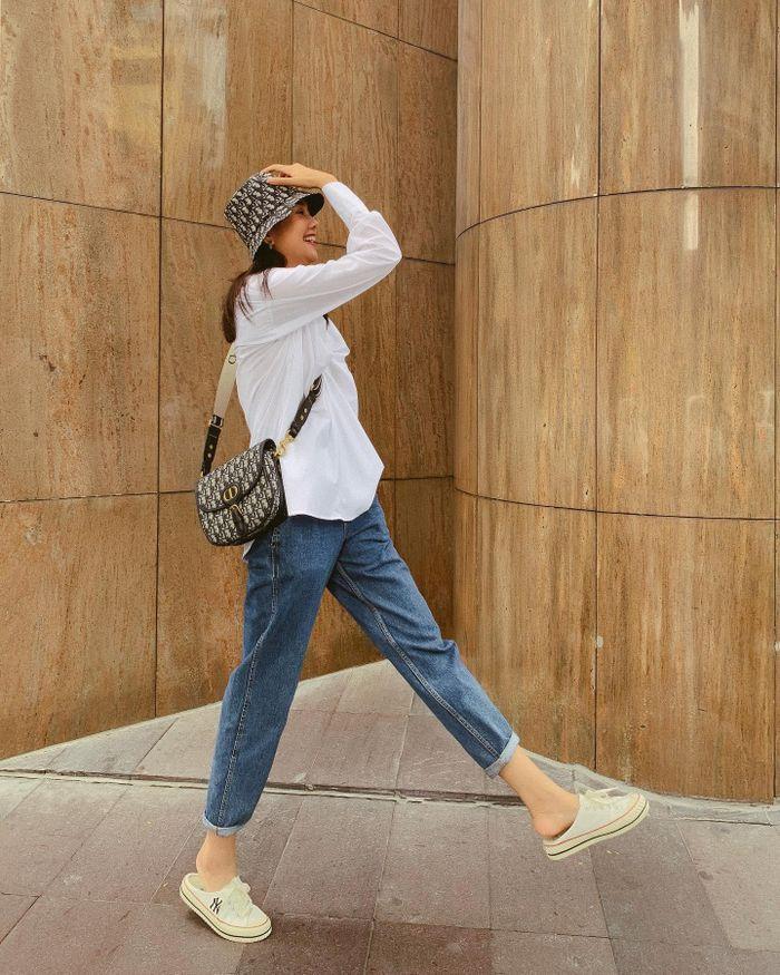 4 kiểu quần jeans chiếm sóng phong cách của các người đẹp Việt-6