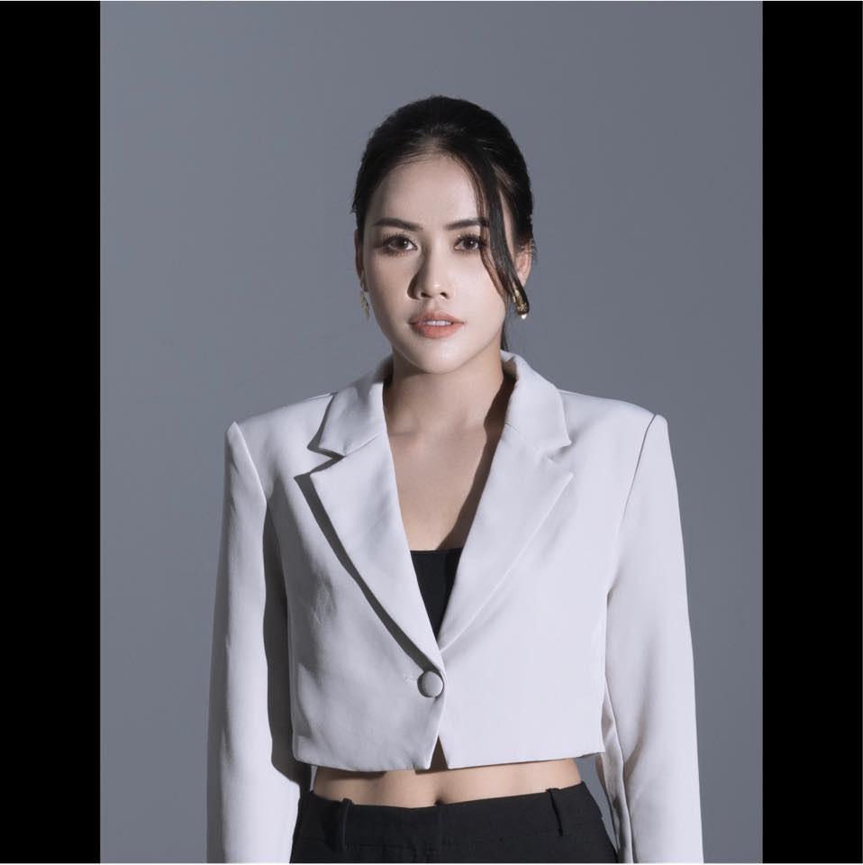 Vẻ đẹp vạn người mê của 2 chân dài bóng chuyền Việt Nam-5