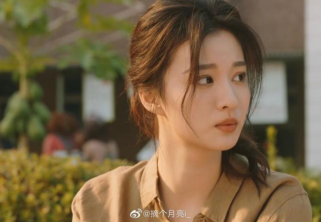 Vương Sở Nhiên: Từ nữ phụ kém sắc đến góc nghiêng xứng danh tiểu Lưu Diệc Phi-2