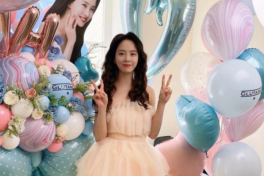 Song Ji Hyo, Han So Hee tiết lộ cách có vóc dáng mê mẩn lòng người-8
