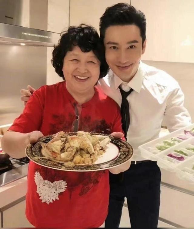 Huỳnh Hiểu Minh lộ bằng chứng đưa bạn gái về ra mắt gia đình-1