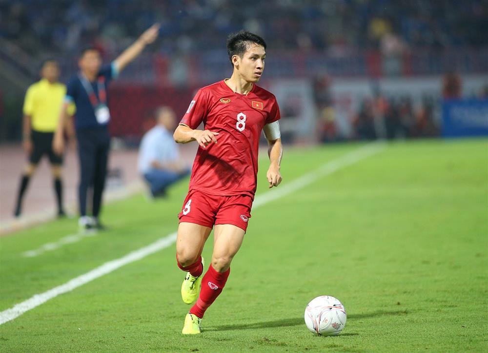 Hùng Dũng đeo băng thủ quân tuyển Việt Nam-1