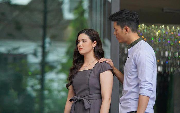 Giận tím mặt khi phát hiện mức lương thật của chồng-1