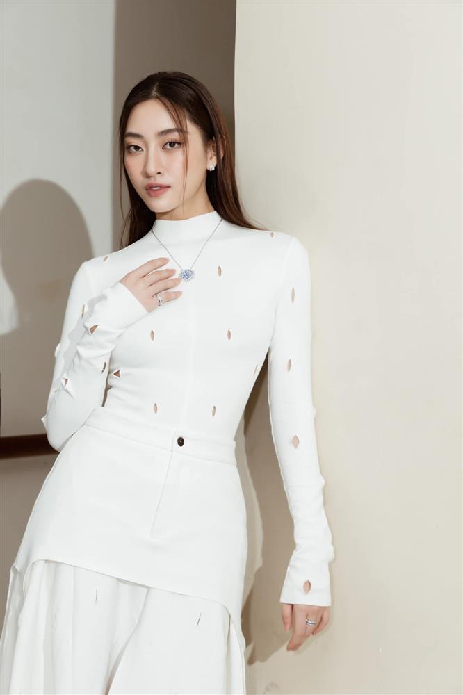 Bắt trend mới, Á hậu Phương Nhi chứng tỏ nhan sắc cân đẹp mọi kiểu tóc-9