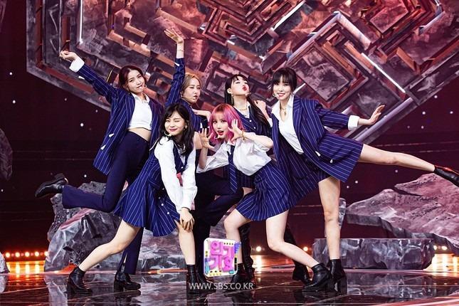 Nhóm nữ live đỉnh dù cân vũ đạo khó: aespa đứng cùng BLACKPINK-3