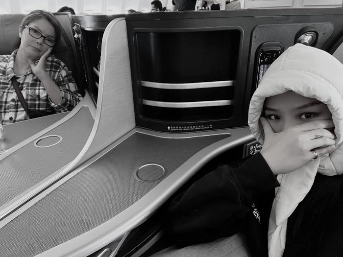 Miu Lê cảm tạ, tiết lộ lý do không nhận hoa viếng tang lễ ba-3