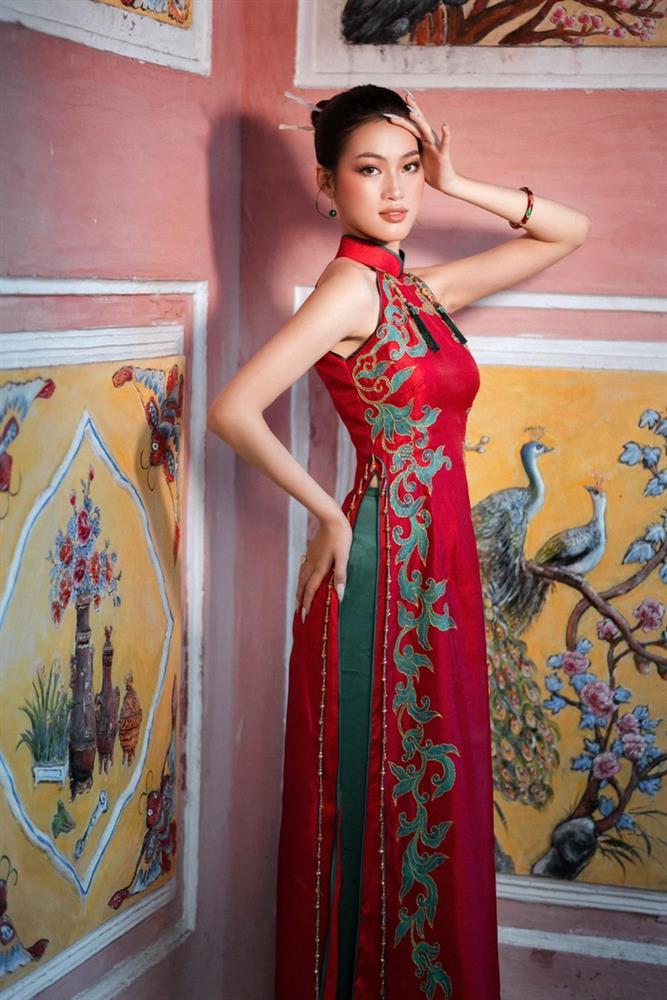 Minh Thư bật khóc khi bị chỉ trích không xứng đáng với danh hiệu Á hậu-2