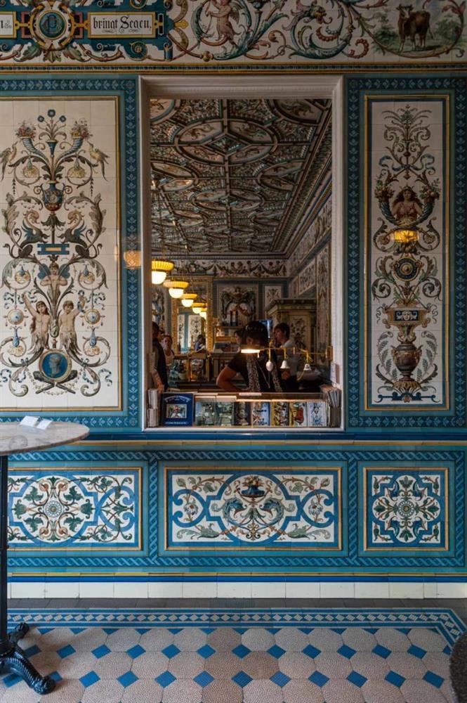 Choáng ngợp trước vẻ lộng lẫy của cửa hàng sữa đẹp nhất thế giới-3