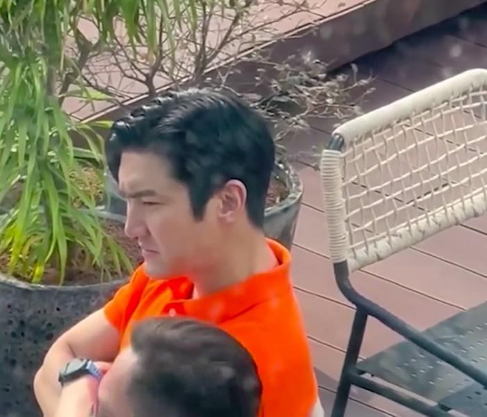 Bắt gặp 3 thành viên Super Junior ăn phở, dạo Phố đi bộ Nguyễn Huệ-3