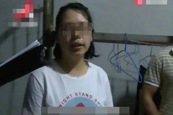 40 năm được vợ mua váy áo cho mặc, ông lão chuyển giới ở tuổi 80-5