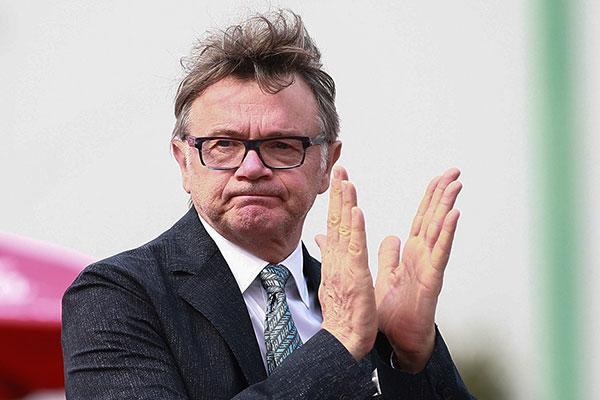 Rộ tin đồn HLV Park Hang Seo tái xuất ở V-League-2