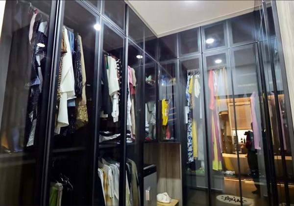 Căn nhà bề thế, đắt đỏ của vợ chồng Thu Trang - Tiến Luật-13