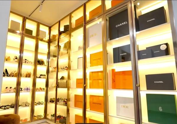 Căn nhà bề thế, đắt đỏ của vợ chồng Thu Trang - Tiến Luật-14