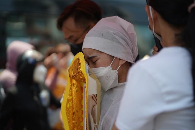 Gia đình NSƯT Vũ Linh xin lỗi, hứa tu sửa mộ phần nghệ sĩ Thanh Kim Huệ-4