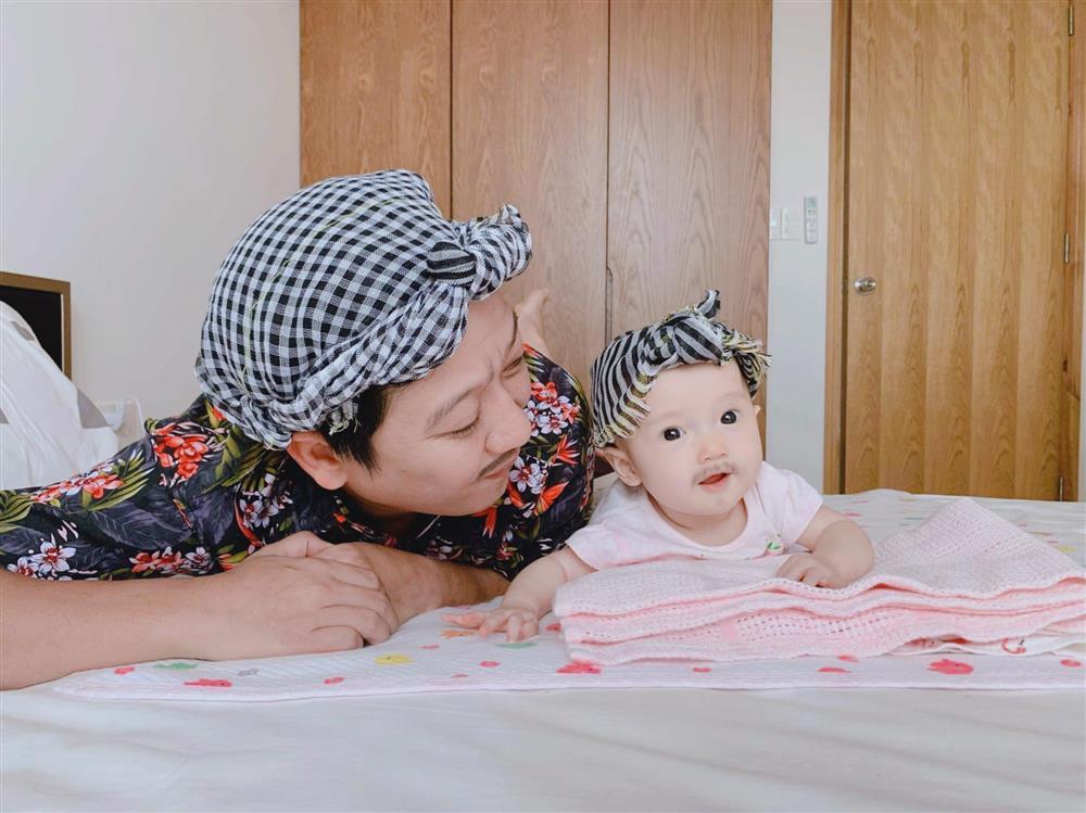 Nhã Phương xả ảnh con gái, rõ chi tiết y sì Trường Giang-4